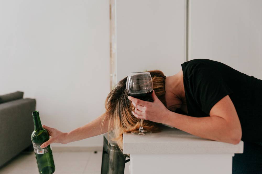 Domowy detoks alkoholowy: plan na trudne dni