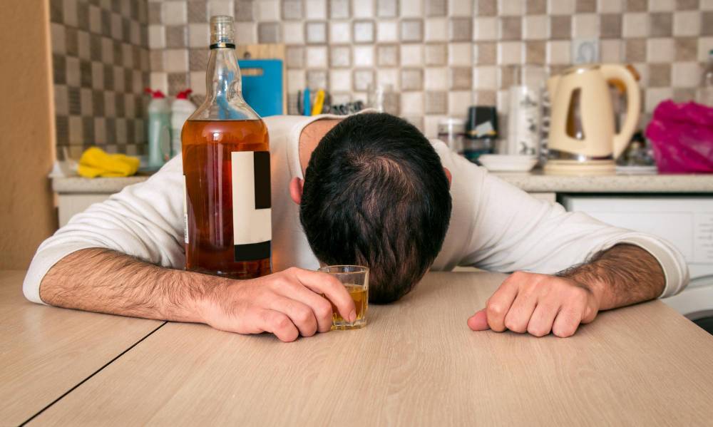 Wodobrzusze alkoholowe: co musisz wiedzieć o ryzyku?